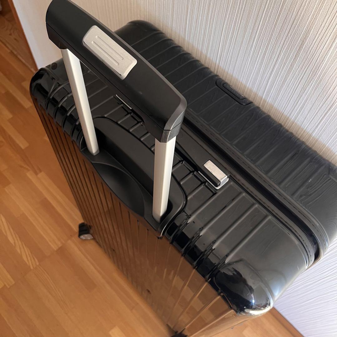 本物正規品 リモワ サルサ デラックス ブラック104L 4輪