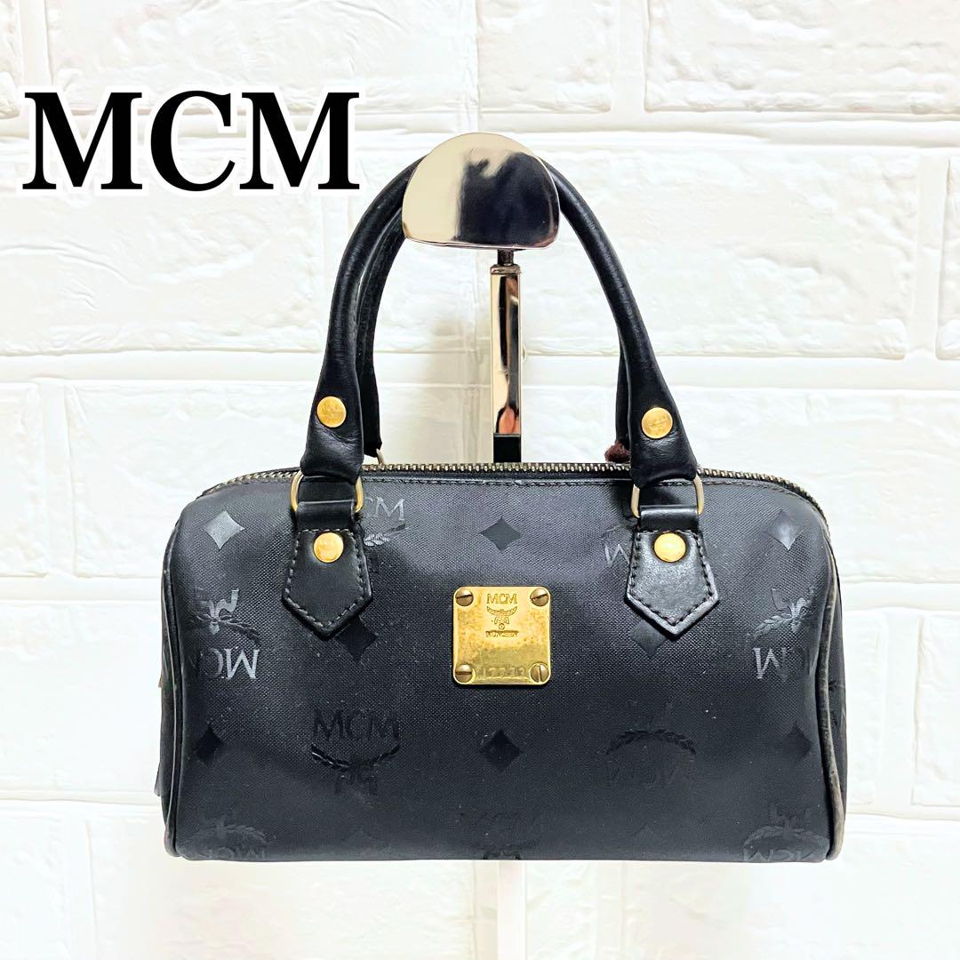 MCM エムシーエム　ブラック　ミニボストン　ロゴ　ファスナー開閉式　お出かけに