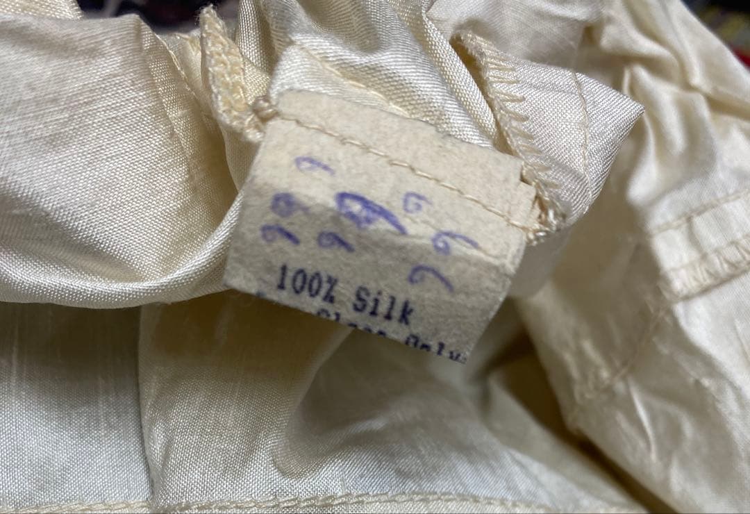 VTG! 90sベッツィジョンソン　シルクローズパットワンピース