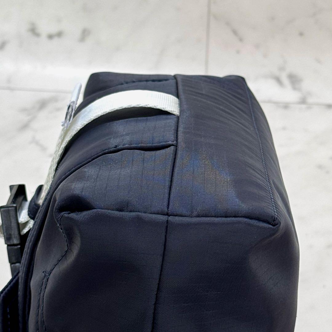 【極美品】A.P.C アーペーセー TREK ショルダーバッグ ネイビー