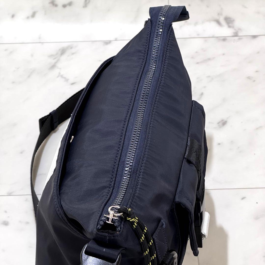 【極美品】A.P.C アーペーセー TREK ショルダーバッグ ネイビー