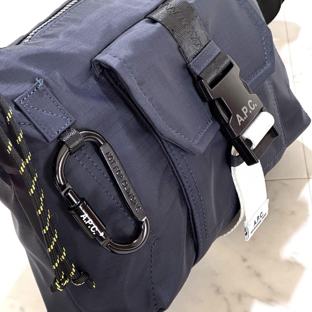【極美品】A.P.C アーペーセー TREK ショルダーバッグ ネイビー