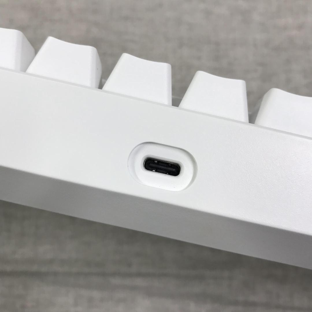 超特価定番 CORSAIR K65 RGB MINI 60%メカニカルゲーミングキーボード 4frac-m77085977761 お得NEW