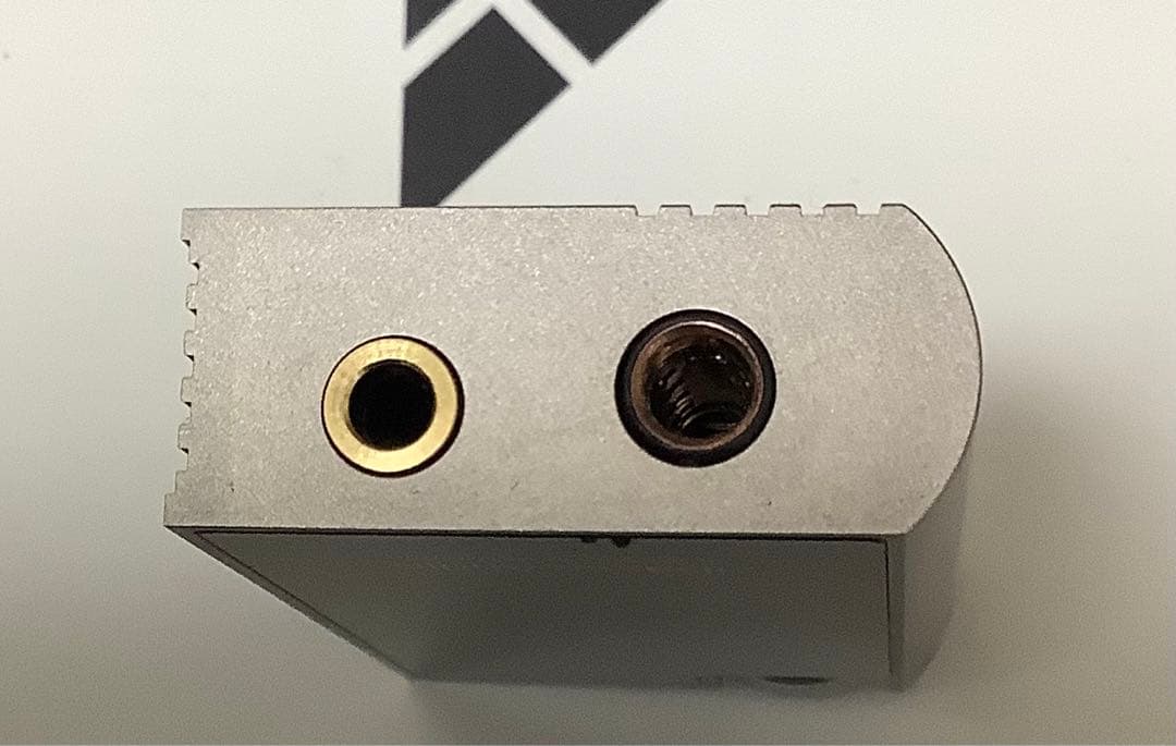 iBasso DC-Elite (CB-19ケーブル付き) iBasso DC-Elite (CB-19ケーブル付き)