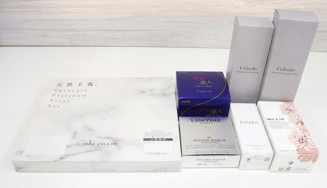 ■未使用化粧品まとめ✨ ランコム アユーラ ポールアンドジョー セルヴォーク等