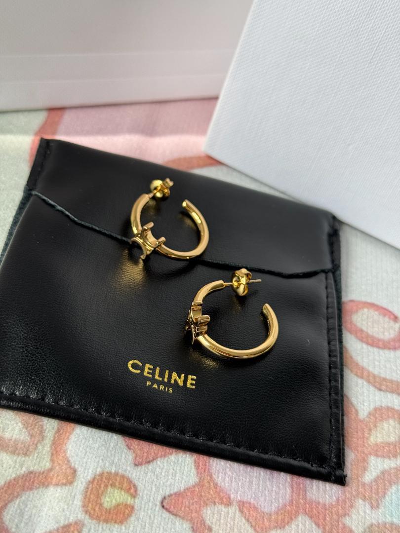 激安✧CELINE ピアス ゴールド