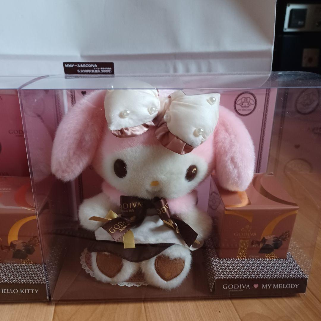 ハローキティ』『マイメロディ』×「GODIVA」♪ コラボデザインの