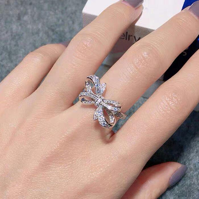 高品質Pt950ダイヤモンド 0.10ct リング (証明書付き)