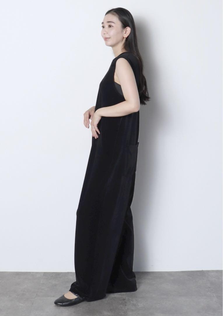 【新品タグ付き】meriミーリー⭐︎ベロアオールインワン