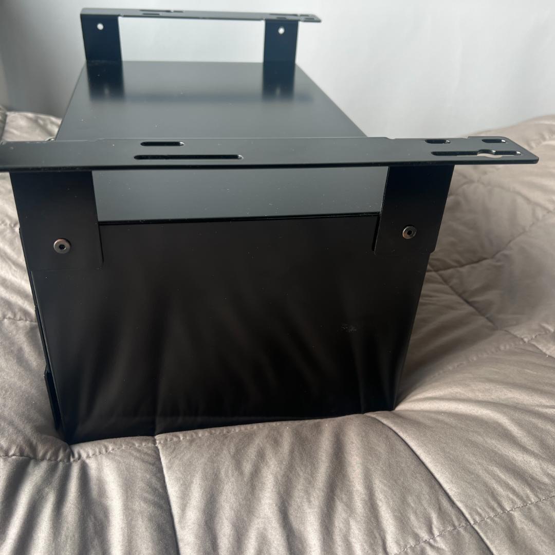 PREDUCTS Drawer Three ブラック 引き出し Drawer Three：“収納力”が引き出す、デスクの更なるポテンシャル