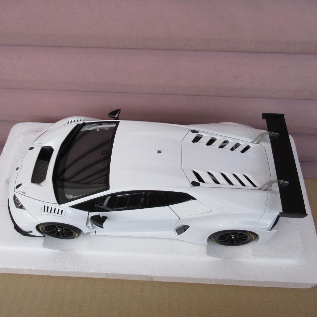 オートアートミニモデルカー1/18ランボルギーニウラカンGT3ホワイト81527