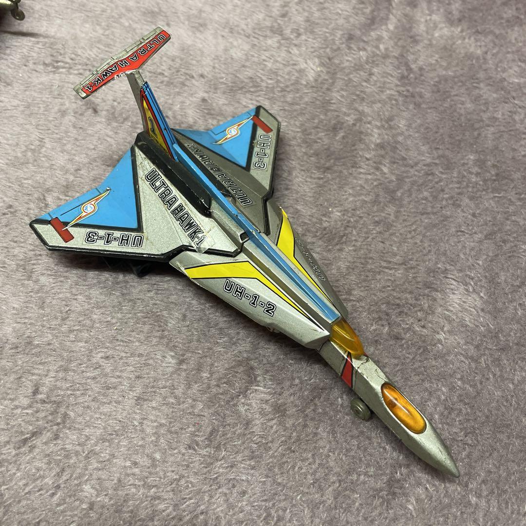 ウルトラセブン　ウルトラホーク1号