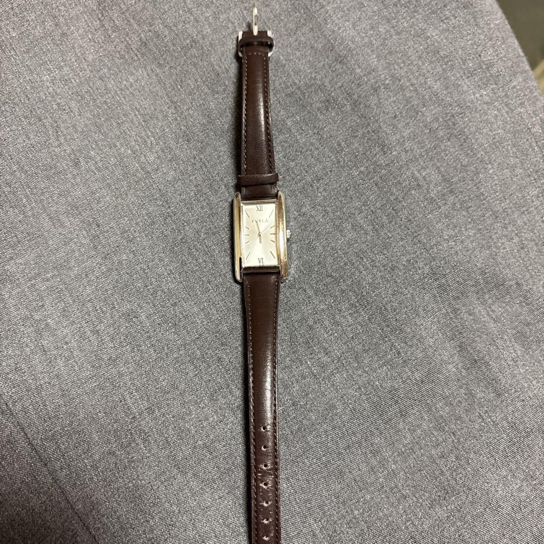 FURLA アナログ時計 レクタングル電池切れ - メルカリ