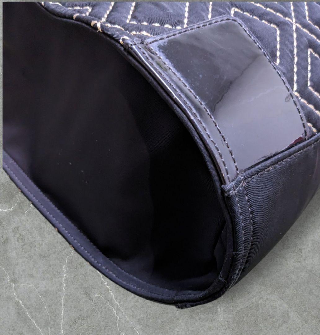 トリーバーチ エラ トートバッグ キルティング エナメル ナイロン A4ブラック トリーバーチ エラ トートバッグ キルティング エナメル ナイロン A4ブラック