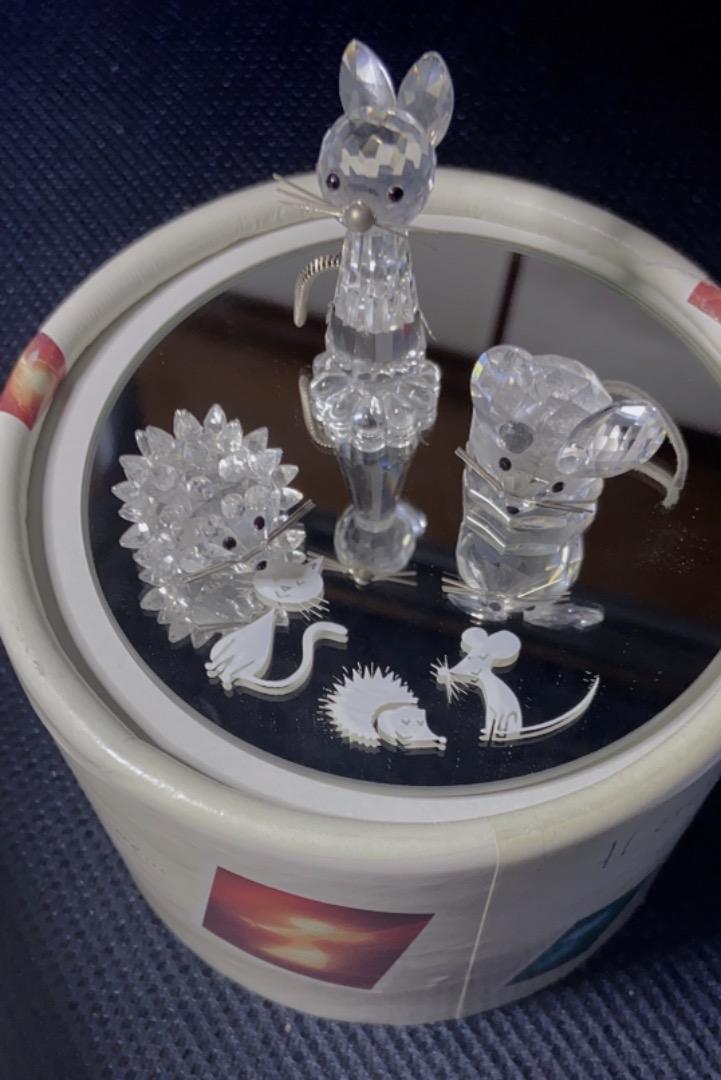 スワロフスキー（Swarovski）ネズミ ねこ はりねずみ 置物 置き物