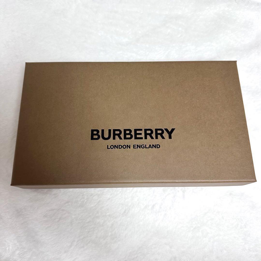 Burberry バーバリー スキニースカーフ ノバチェック