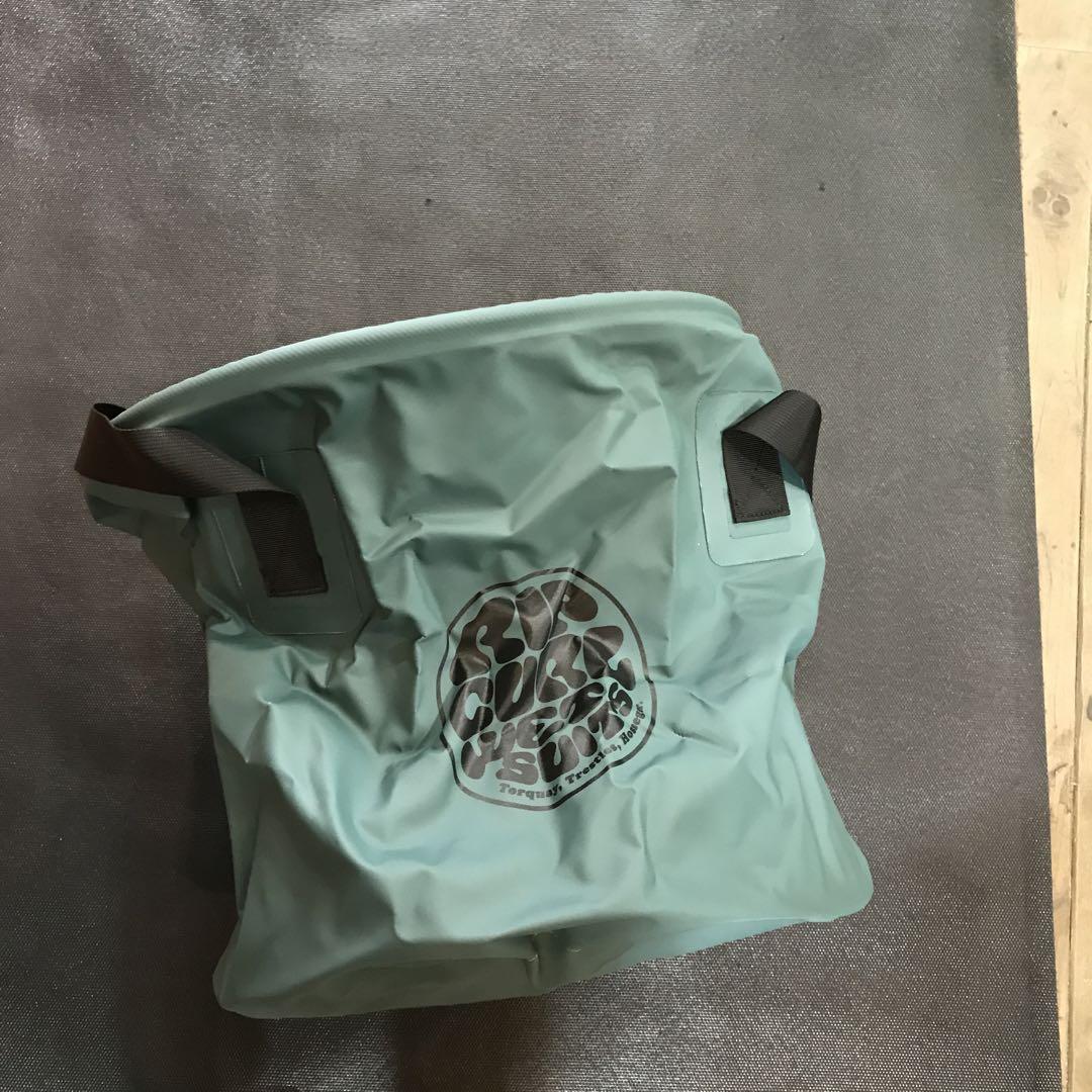 Rip Curl リップカール 防水 バッグ 10L RIPCURLリップカール 防水バッグ グリーン PVC サーフィンバック