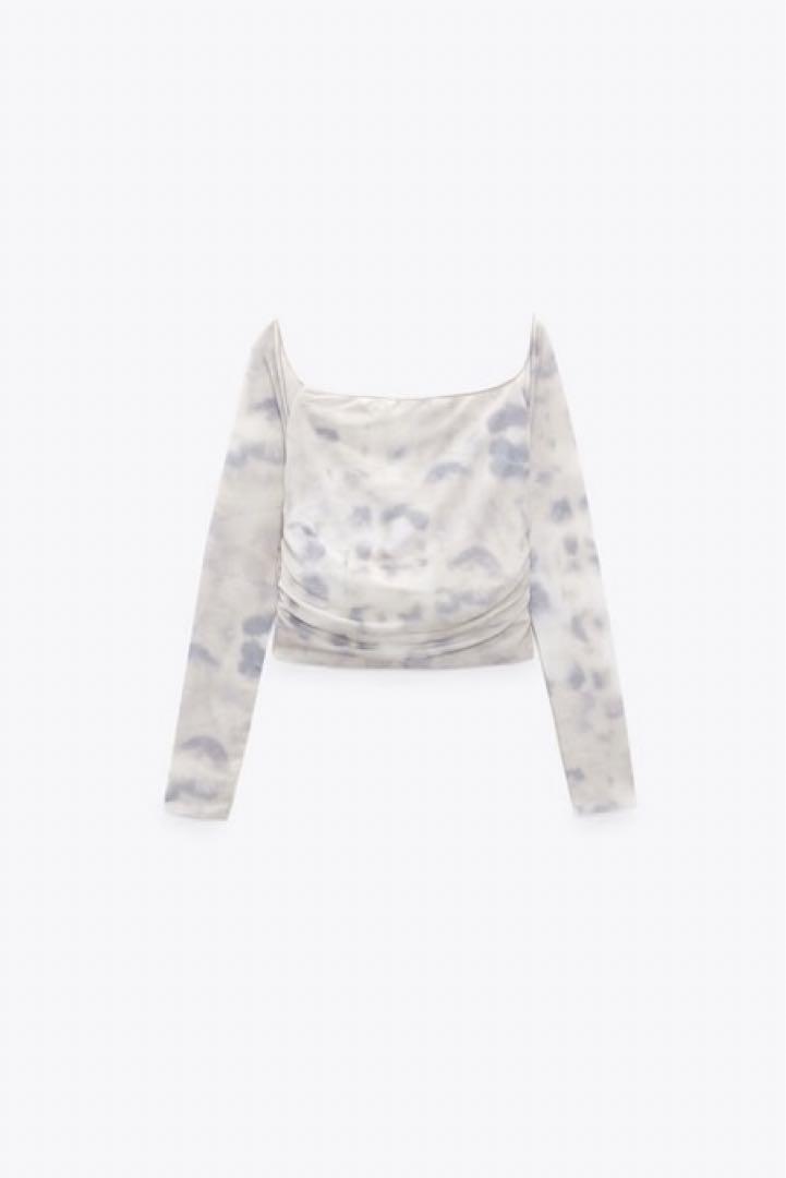 お歳暮ならオンライン zara セイラ着用ギャザー チュールトップス タグ - メルカリ カットソー(長袖+七分)