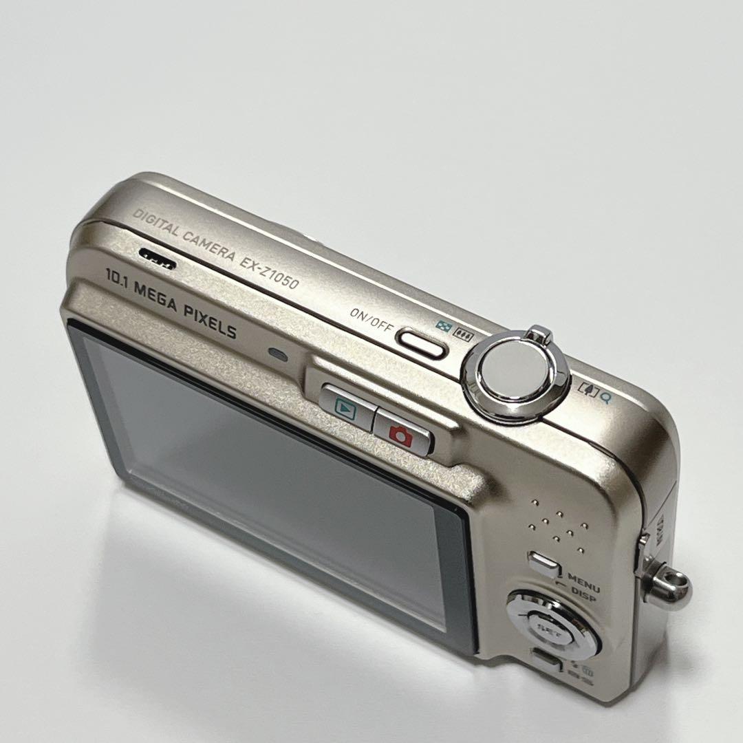 CASIO EXILIM EX-Z1050 ゴールド コンパクト デジタルカメラ