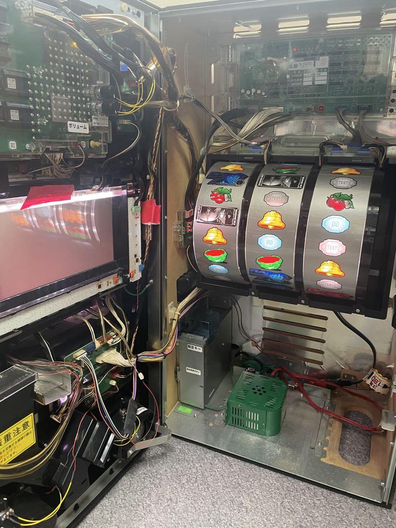 エヴァンゲリオン魂を繋ぐもの　パチスロ実機 コイン不要機付 動作確認済
