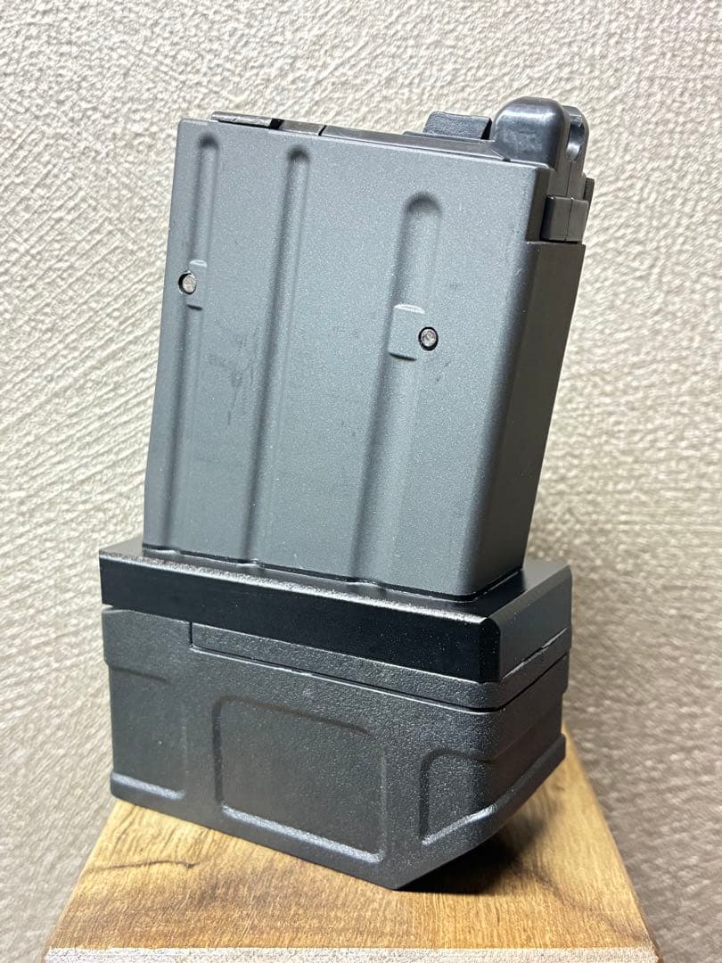 R7-46 東京マルイ GBB M4 マガジンアダプター 外部ソース仕様 R7-46 東京マルイ GBB M4 マガジンアダプター 外部ソース仕様