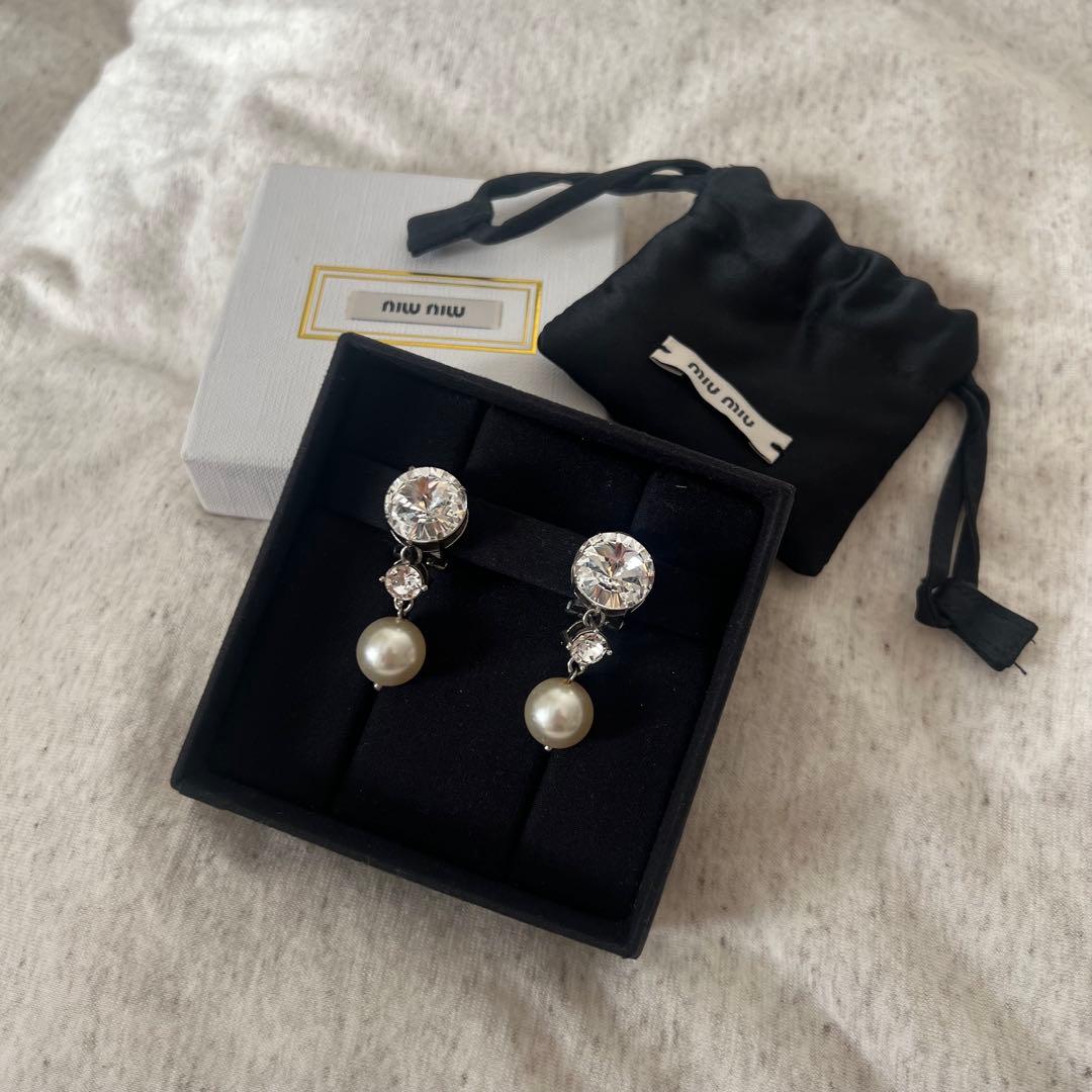 MIUMIU クリスタル パール イヤリングMIU MIU