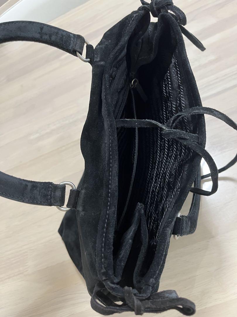 売れ筋新商品 PRADA 巾着バッグ スエード ブラック｜Yahoo