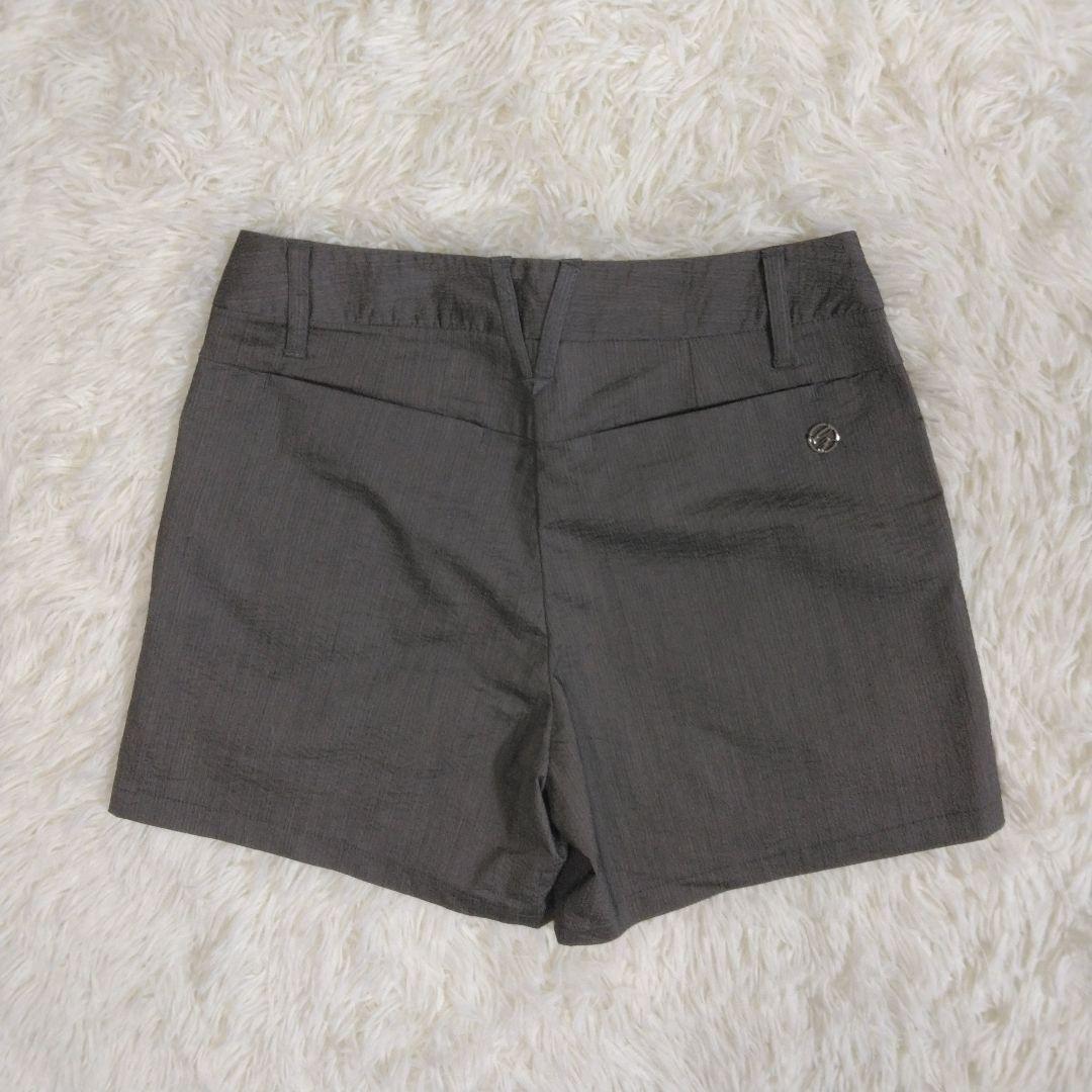 未使用タグ付　デサントゴルフ　レディース　ショートパンツ