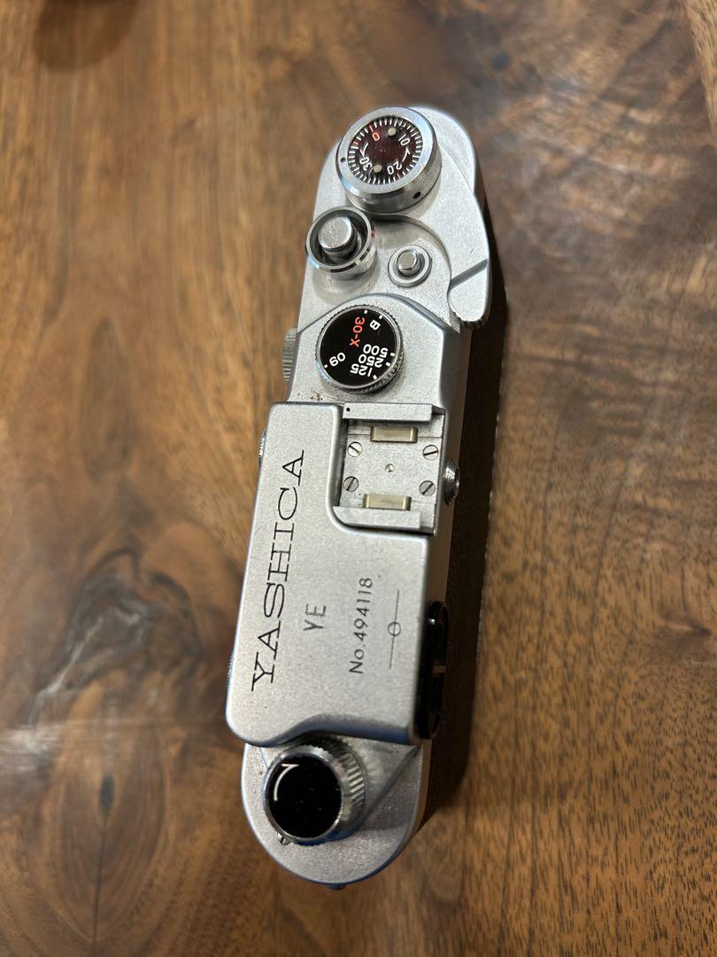 YASHICA YE レンジファインダーカメラ　YE