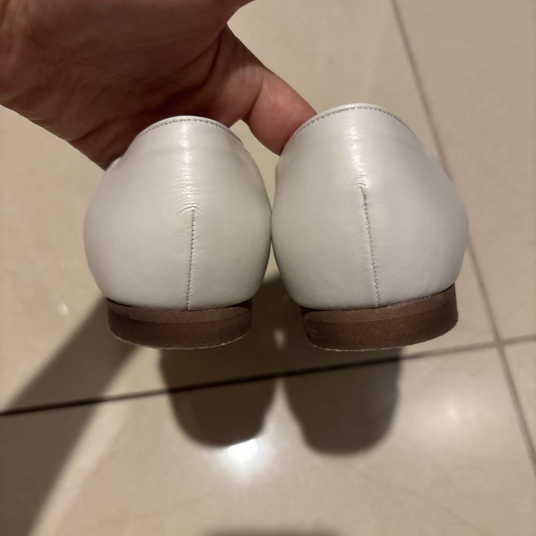 《1度着用のみ》美品！ルタロン 編み込みホワイトフラットシューズ　24cm