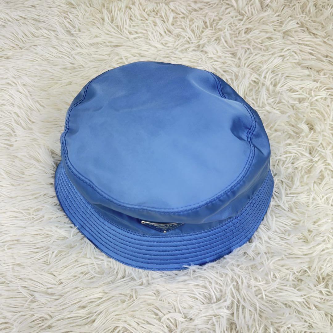 三角ロゴ