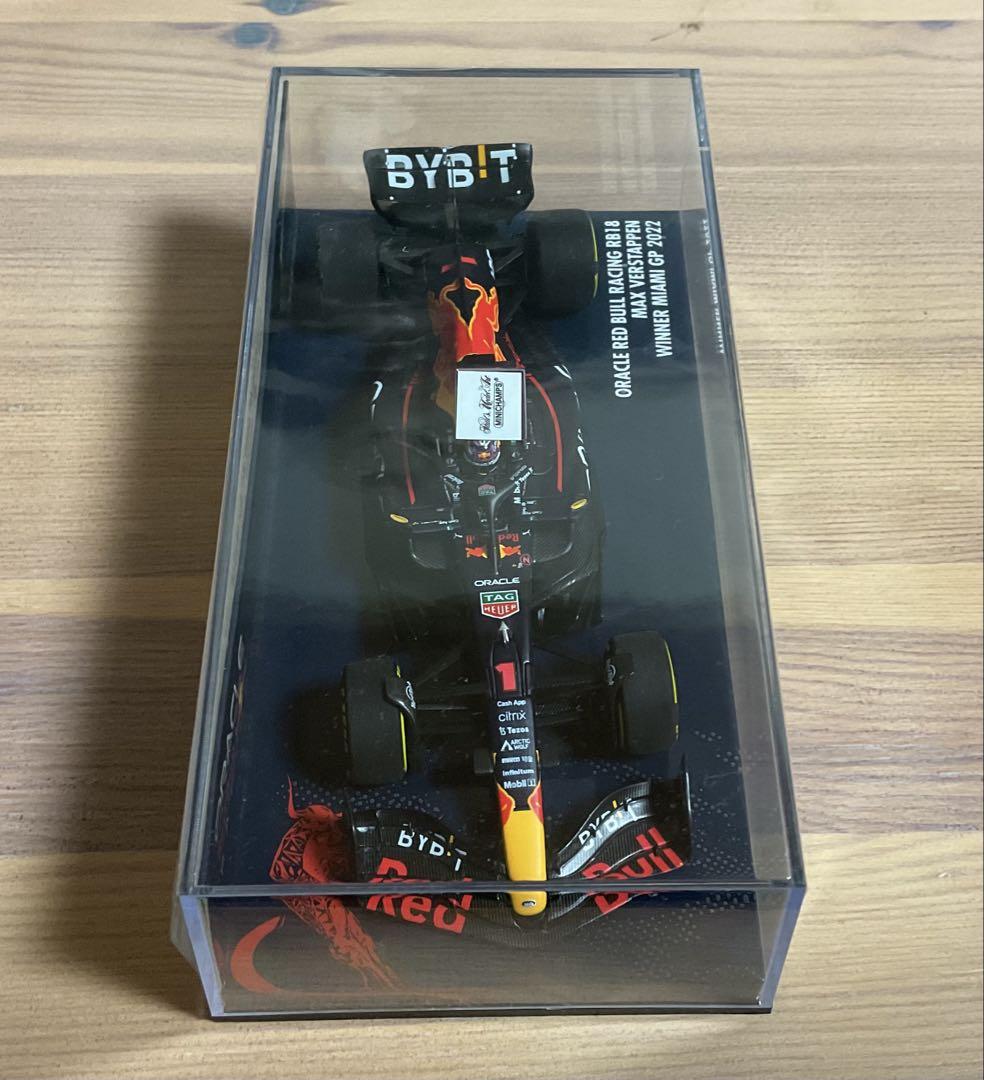1/43 レッド ブル RB18マックス・フェルスタッペン マイアミ2022