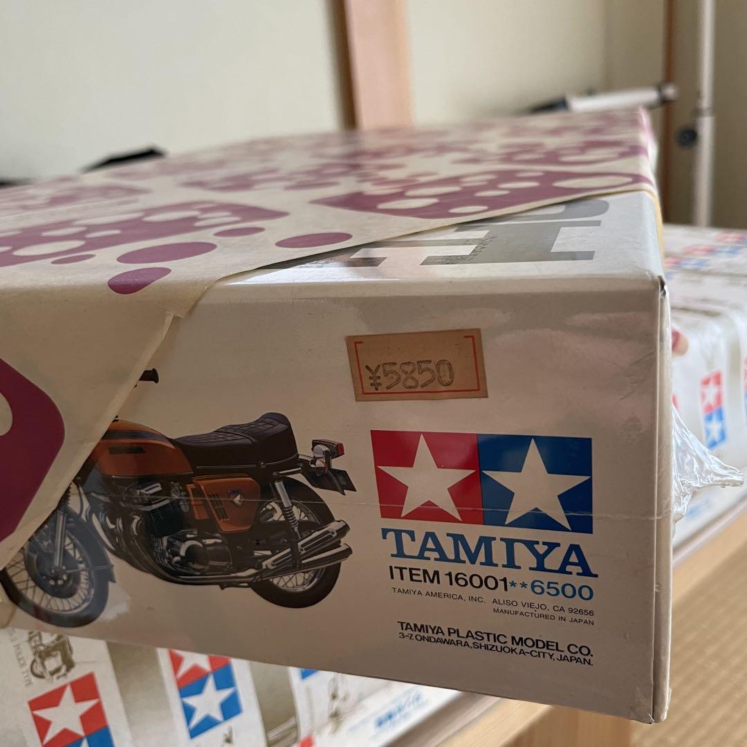 タミヤ1/6プラモデルHONDA CB750FOUR未組立 画像2