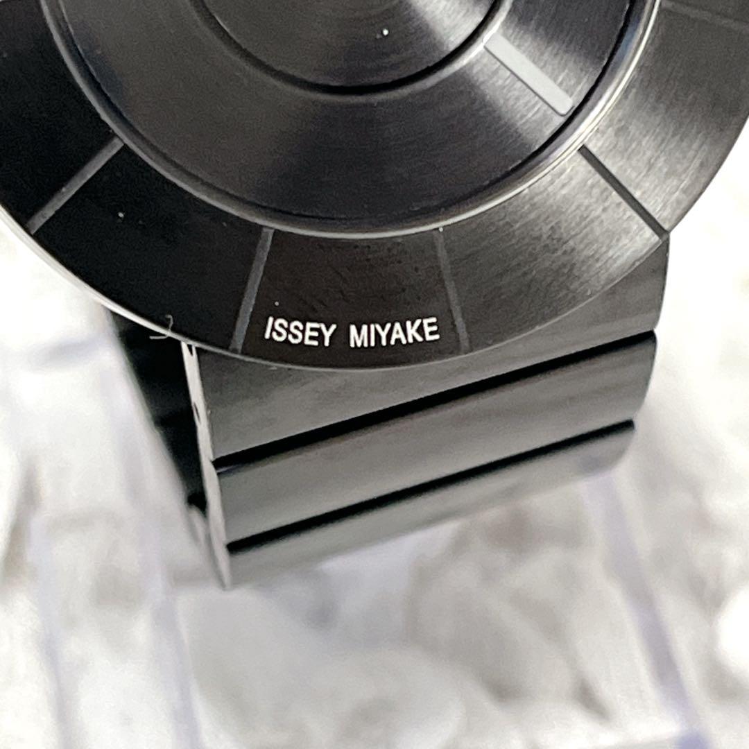 【極美品】イッセイミヤケ ISSEY MIYAKE 吉岡徳仁デザイン 腕時計 黒