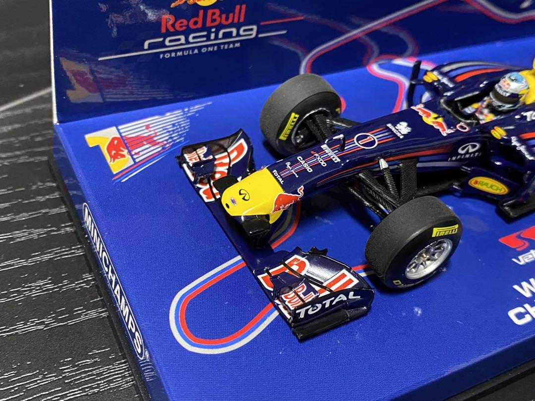 ミニチャンプス 1/43 レッドブル セバスチャンベッテル ショーカー2011 Amazon.co.jp: ミニチャンプス 1/43 レッドブルレーシング