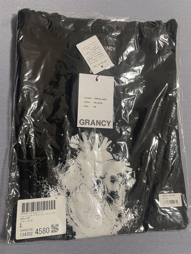 【GRANCY】シャーリングデザインラインストーングラフィックノースリーブT GRANCYシャーリングデザインラインストーングラフィック