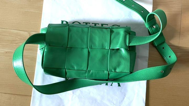 7日迄最終価格 Bottega Veneta パラキート カセット me5lq-m77230331591 大人気完売品 通販新品