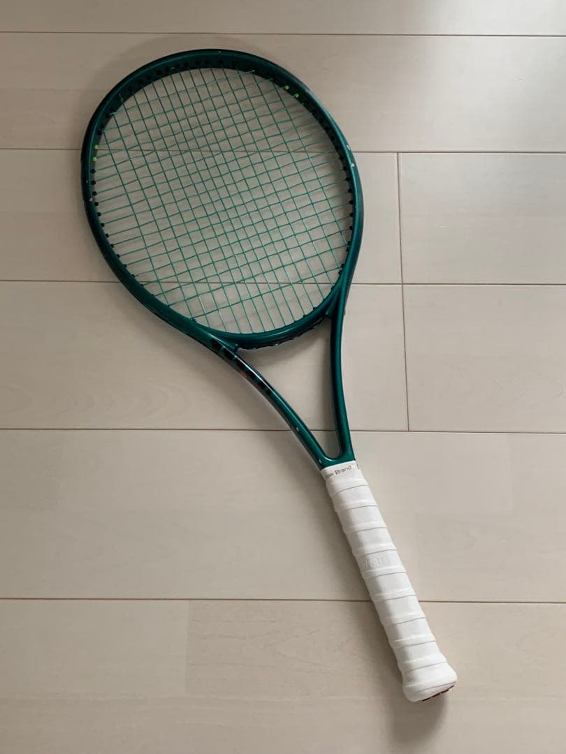 BLADE 100L V9 テニスラケット グリップ1Wilson