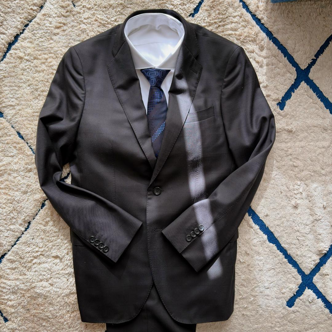【美品】　DURBAN ダーバン / ブラックスーツセットアップ、　チェック