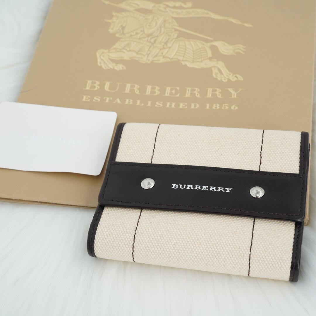 未使用品 BURBERRY LONDON 折り財布 折りたたみ ノバチェック柄