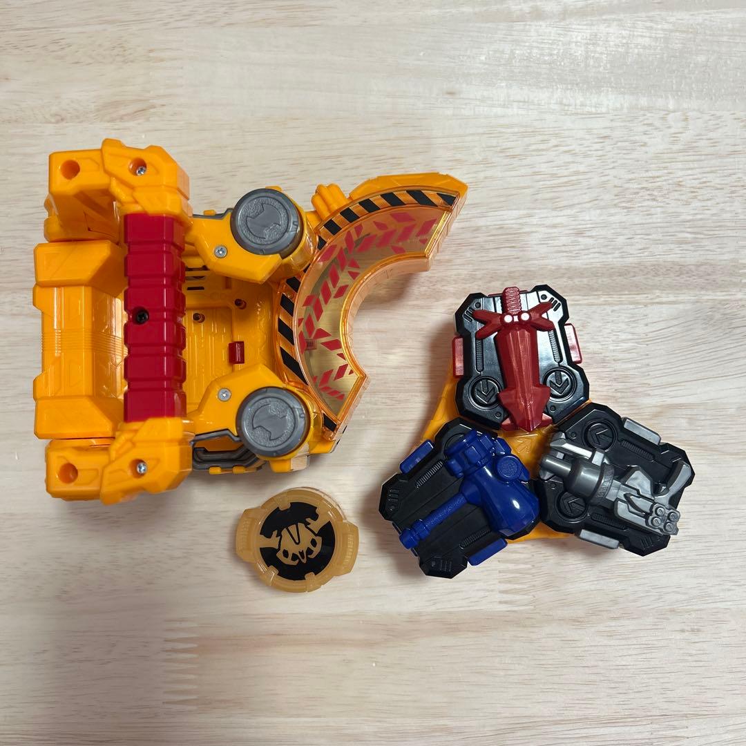 仮面ライダーギーツまとめ売り デザイアドライバー マグナム ボックス バックル