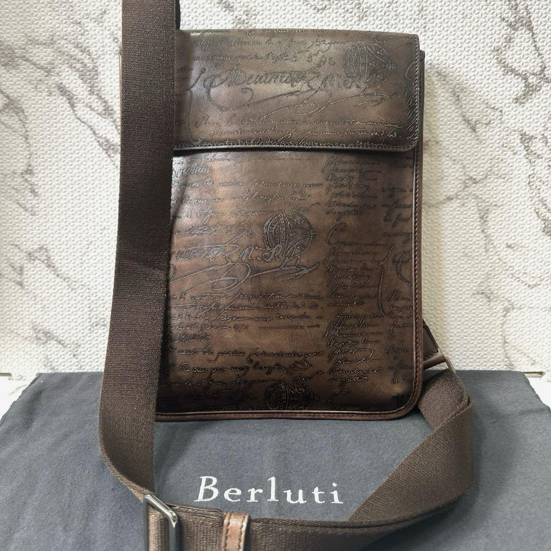 ゆ*う様 超希少 マダムオルガ期 Berluti ベルルッティ ショルダーバッグ ゆ*う様 超希少 マダムオルガ期 Berluti ベルルッティ