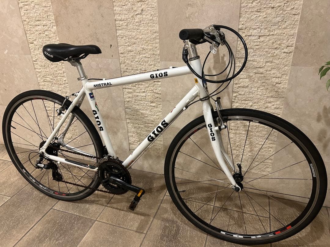 MISTRAL ホワイト