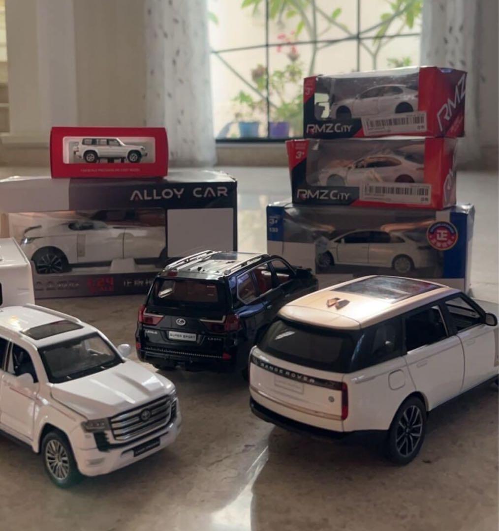 レンジローバー 高性能スポーツカー 合金モデル ミニカー