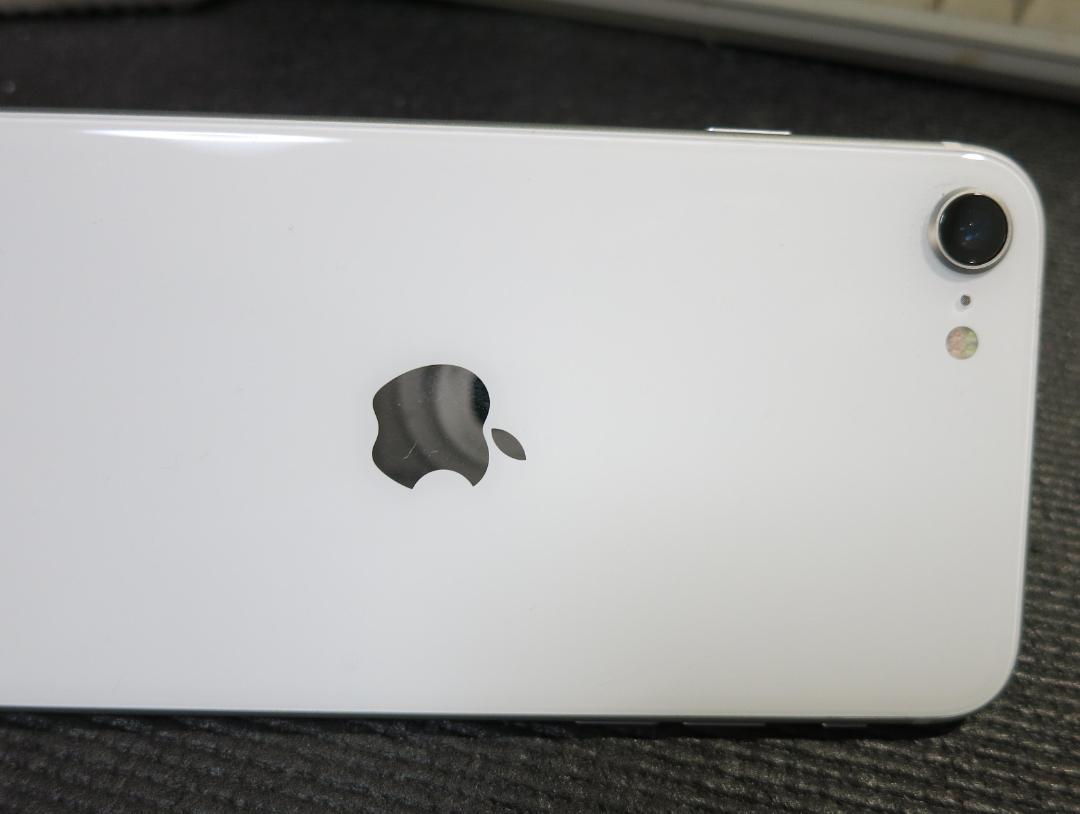 iPhone SE 第2世代(SE2) 128GB ホワイト