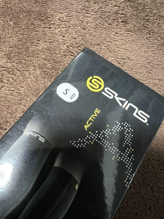 最安値に挑戦】 SKINS A400 カーフタイツ ブラック/イエロー その他 - getvolt.dk 最安値に挑戦】 SKINS A400 カーフタイツ ブラック/イエロー その他 - getvolt.dk