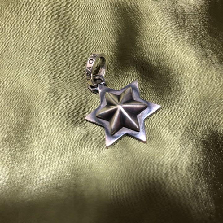 ロイヤルオーダー　DIV アクネ　chisa 着用　六芒星　ネックレス　トップ