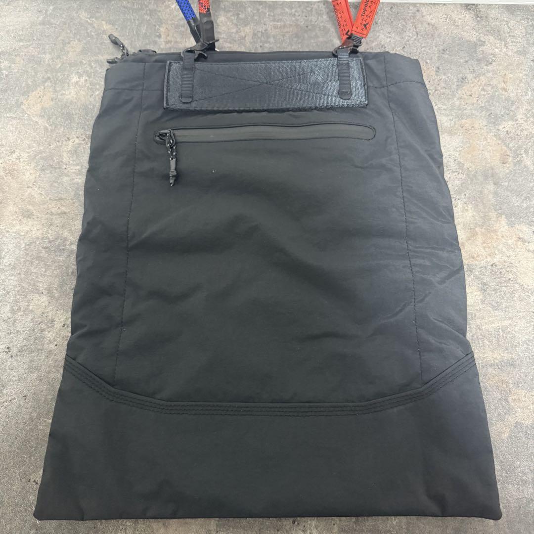 Utility Vertical Tote ユーティリティ バーティカル トート