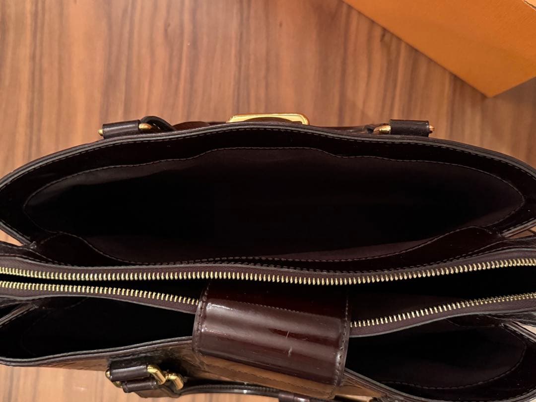 美品 Louis Vuitton メルローズ モノグラム ヴェルニ アヴェニュー 美品 Louis Vuitton メルローズ モノグラム ヴェルニ アヴェニュー