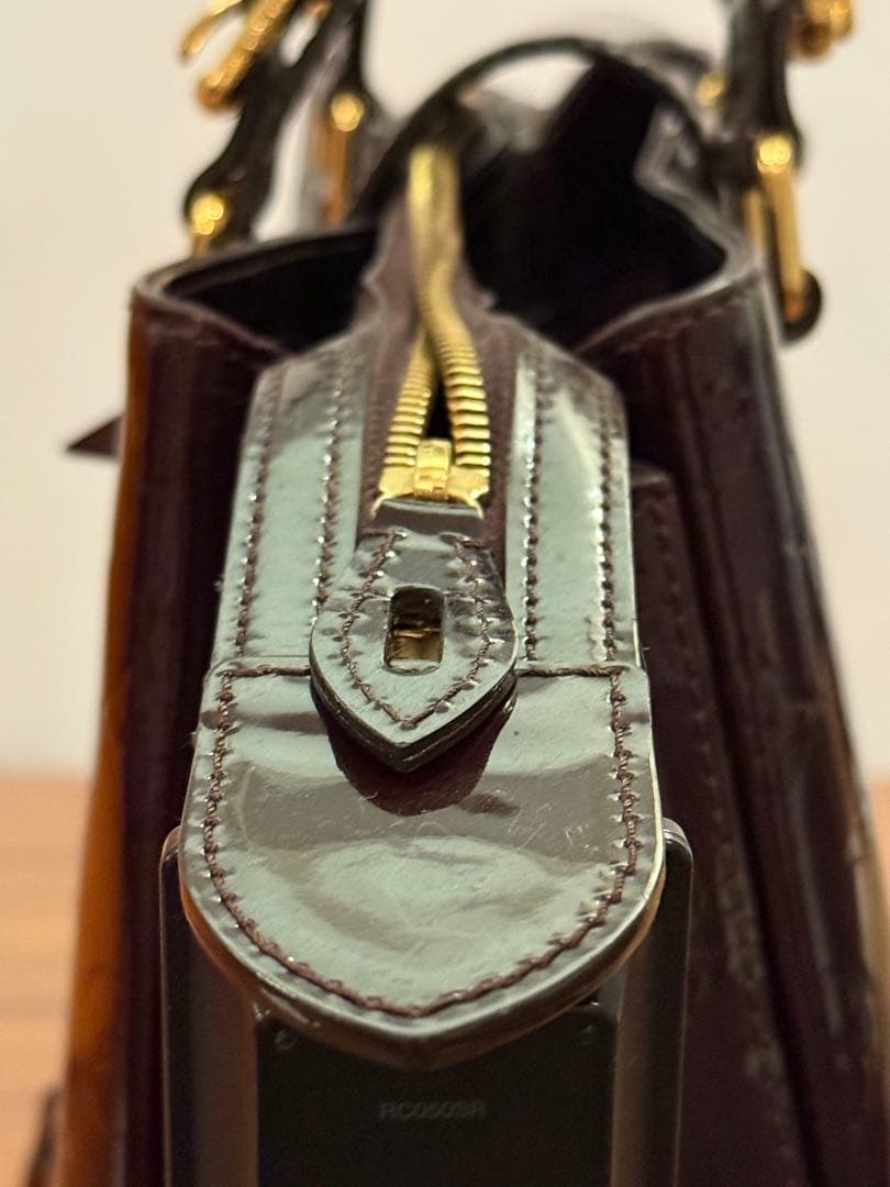 美品 Louis Vuitton メルローズ モノグラム ヴェルニ アヴェニュー 美品 Louis Vuitton メルローズ モノグラム ヴェルニ アヴェニュー